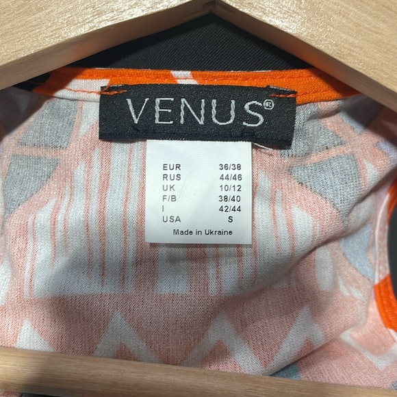 Ladies full length tank dress with multi colored geometric print. - Picture 4 of 5